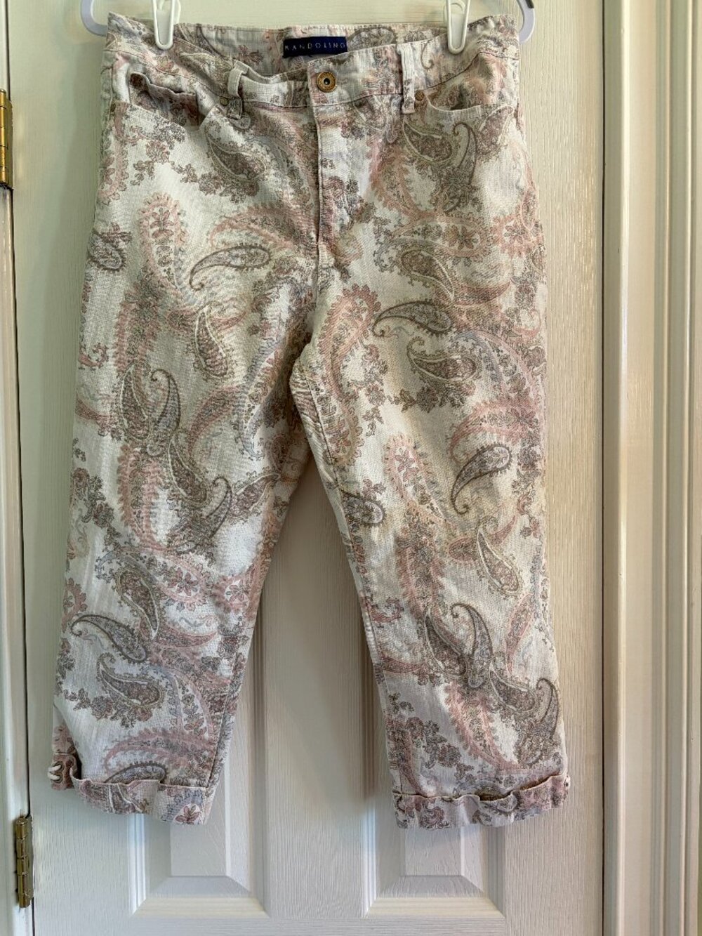 Bandolina Ladies Size 14 Paisley Print Capri Pants